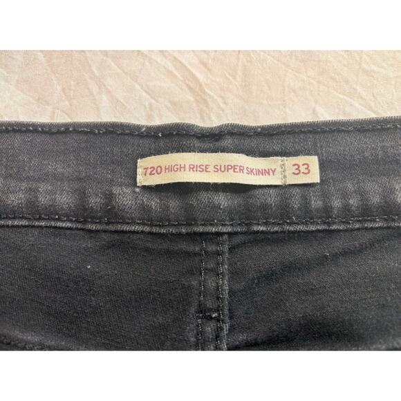 Levi's Women's Size 33 720 High-Rise Super-Skinny Jeans, Distressed Cyber Grunge - Picture 4 of 8